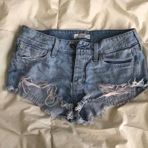 Cut-off jean short shorts
